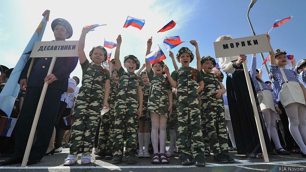 150514100319_kids_parade2_624x351_rianovosti.jpg
