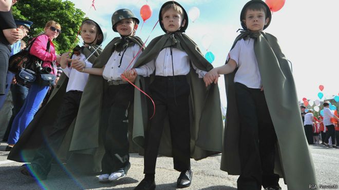 150514095912_kids_parade_624x351_rianovosti.jpg
